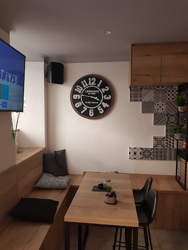 Kutak za sjedenje u Caffe bar Fiume